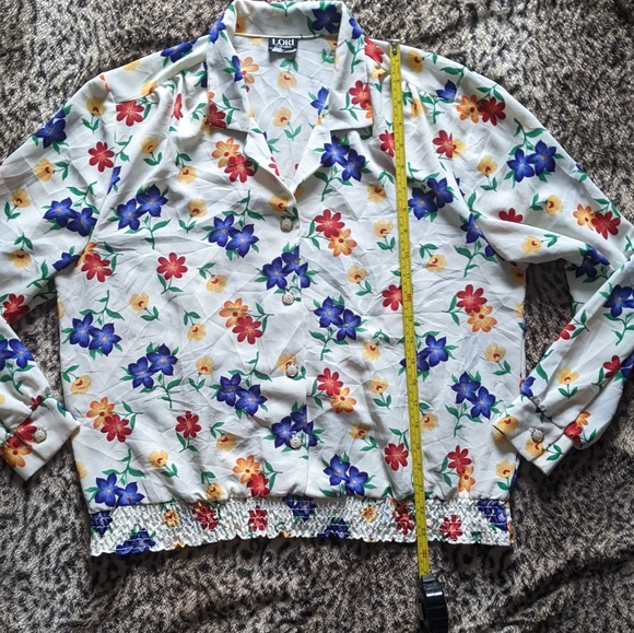 Vintage floral button down - Picture 8 of 8